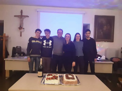 Sara con la famiglia